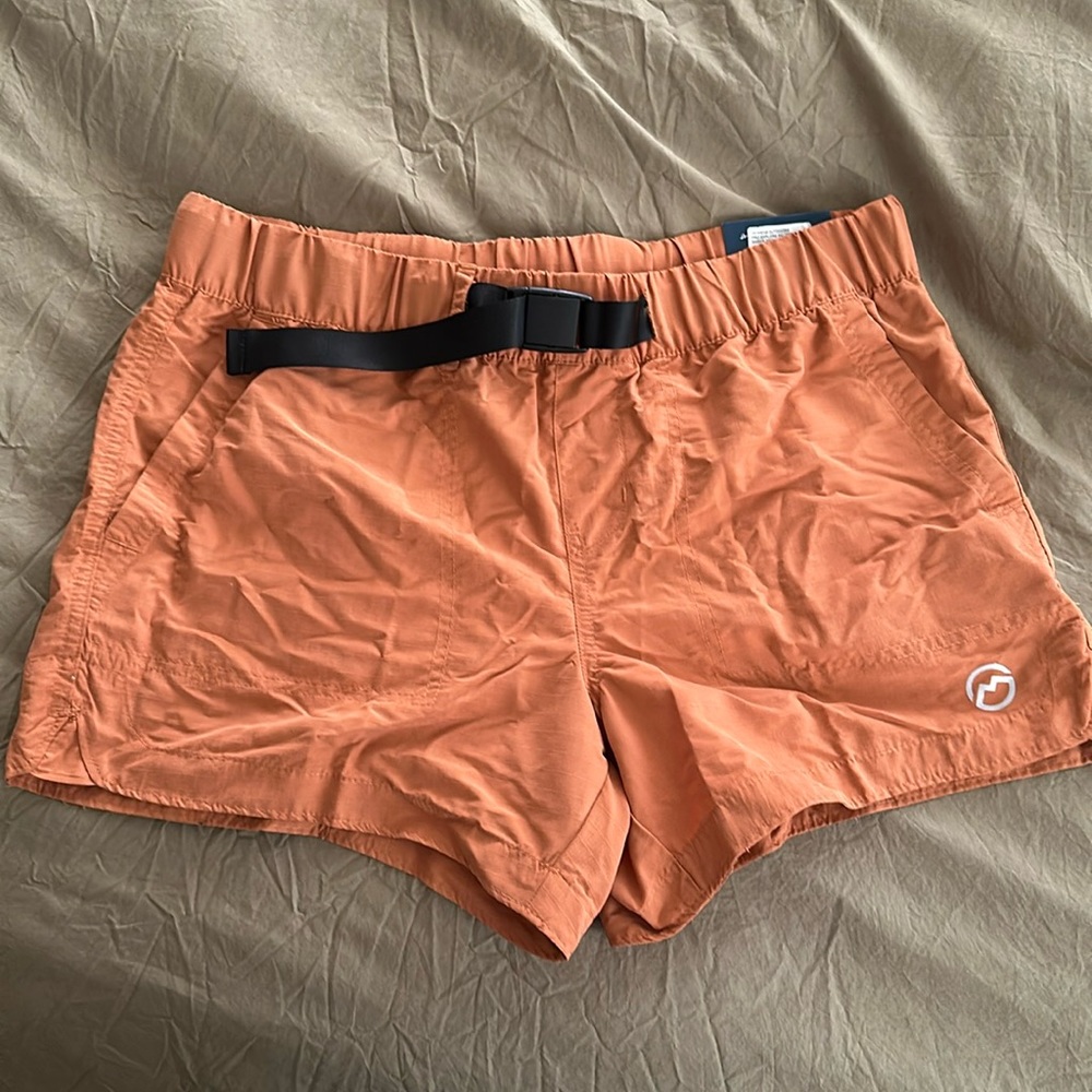 NWT Magellan Pro Explore Belted Short 4” inseam